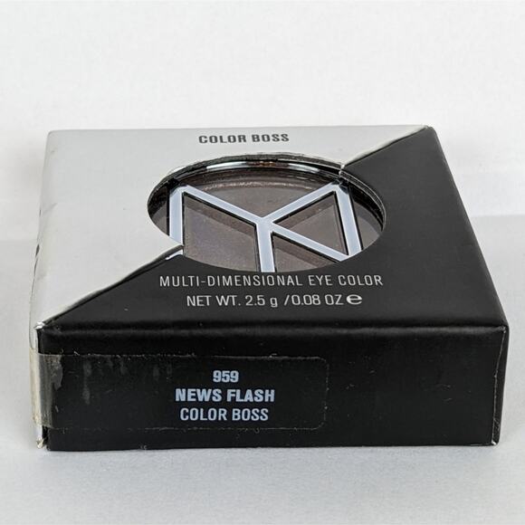 Il Mackiage Color Boss Multi-Dimension Eye Color 959 News Flash - Picture 3 of 12